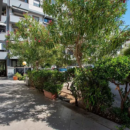 Apartment Blue Seal
